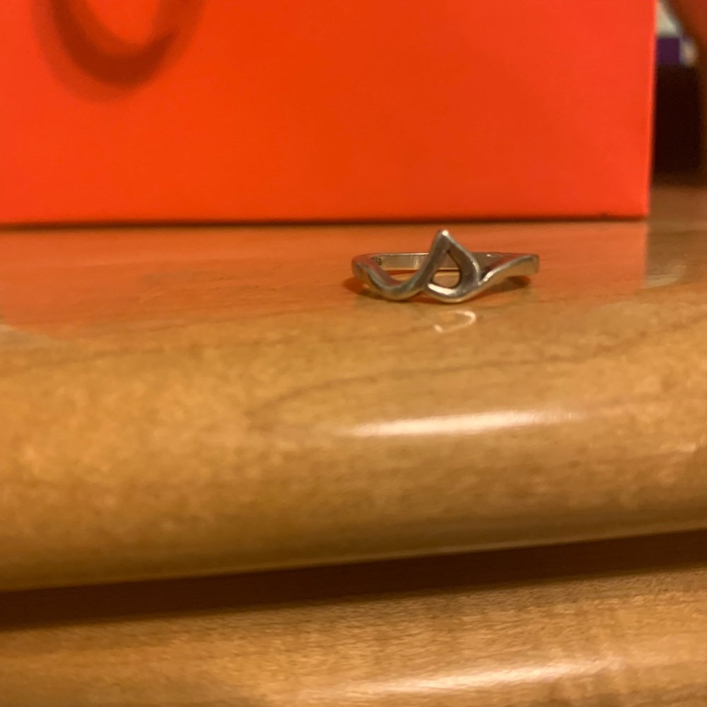 Cursive “S” James Avery Ring